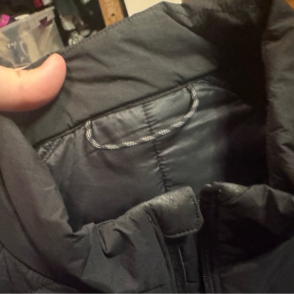 Lululemon Route Ready Lightweight Insulated Jacket - Picture 10 of 12